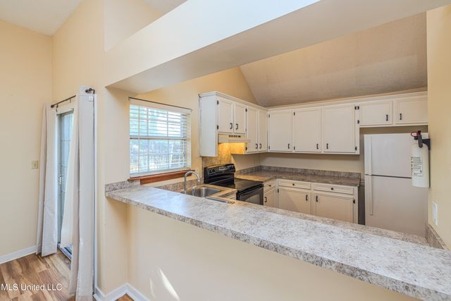328 Indian Summer Lane, Clinton, MS 39056