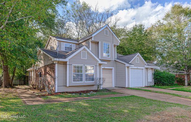 328 Indian Summer Lane, Clinton, MS 39056