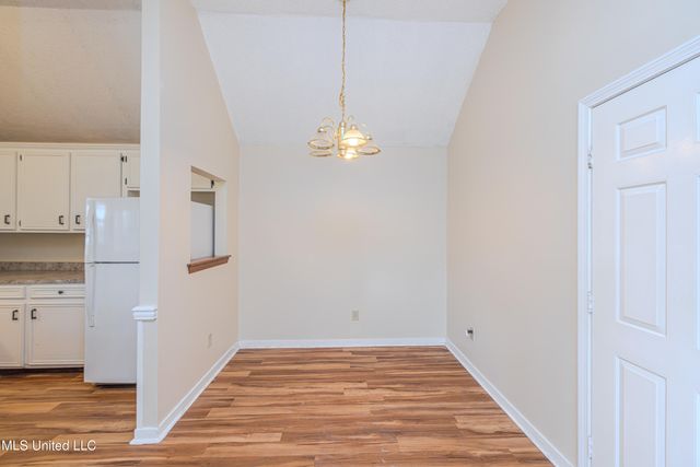 328 Indian Summer Lane, Clinton, MS 39056