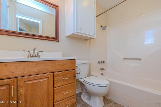 328 Indian Summer Lane, Clinton, MS 39056