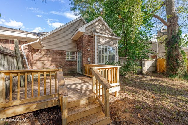 328 Indian Summer Lane, Clinton, MS 39056