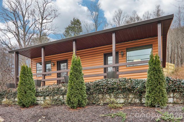 955 Soco Road, Maggie Valley, NC 28751