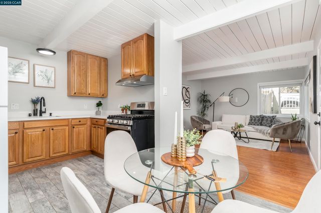2843 Moyers Rd, Richmond, CA 94806
