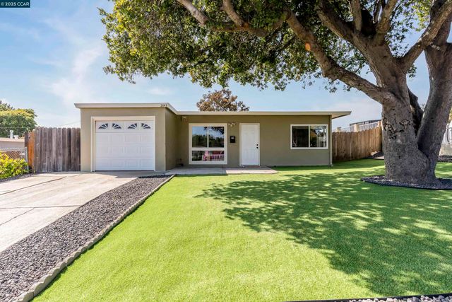 2843 Moyers Rd, Richmond, CA 94806