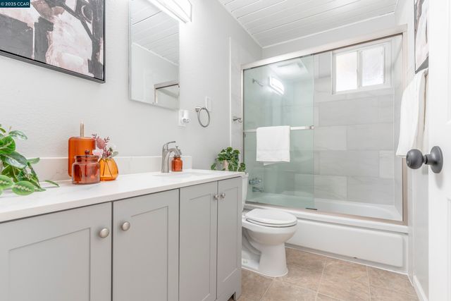 2843 Moyers Rd, Richmond, CA 94806