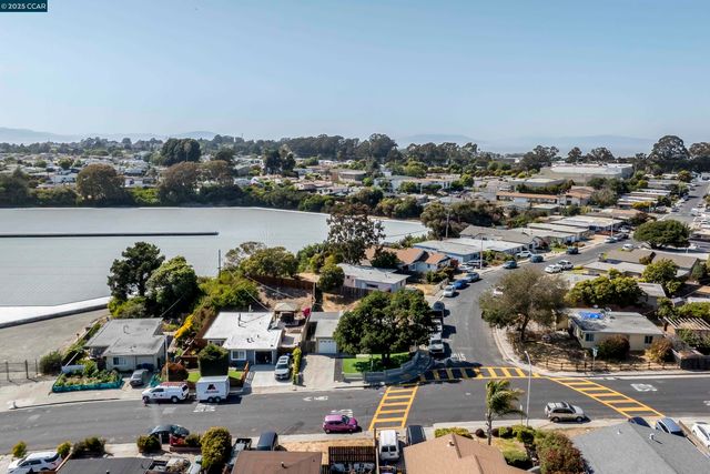 2843 Moyers Rd, Richmond, CA 94806