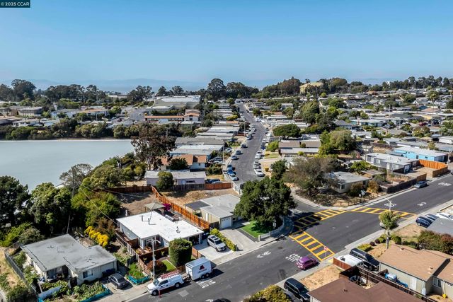 2843 Moyers Rd, Richmond, CA 94806