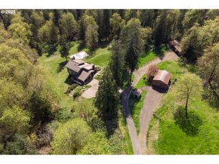 27690 Sw STRAWBERRY HILL Dr, Hillsboro, OR 97123