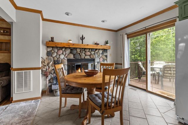 W5838 Mariner Hills COURT, Elkhorn, WI 53121