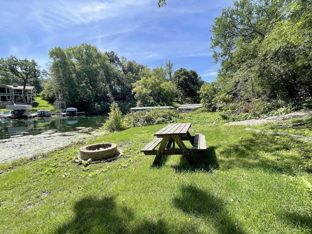 W5838 Mariner Hills COURT, Elkhorn, WI 53121