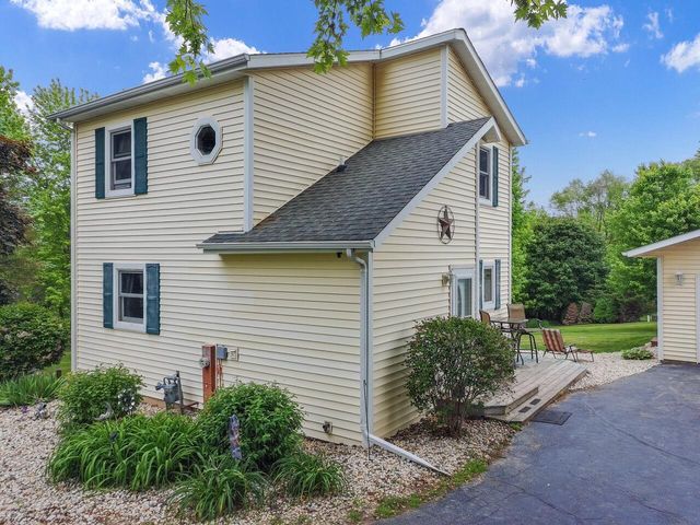 W5838 Mariner Hills COURT, Elkhorn, WI 53121