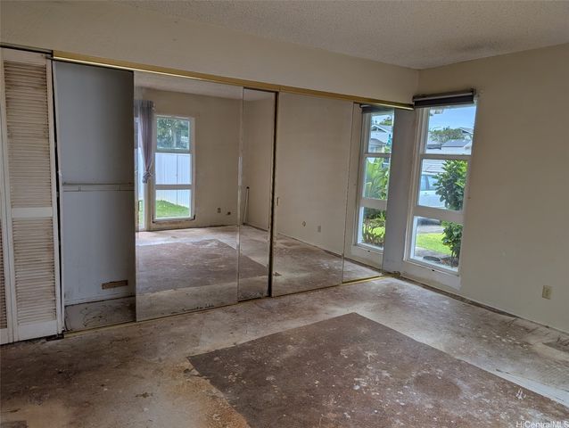 94-485 Holaniku Street, Mililani, HI 96789