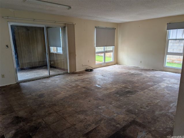 94-485 Holaniku Street, Mililani, HI 96789