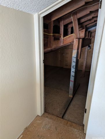 94-485 Holaniku Street, Mililani, HI 96789