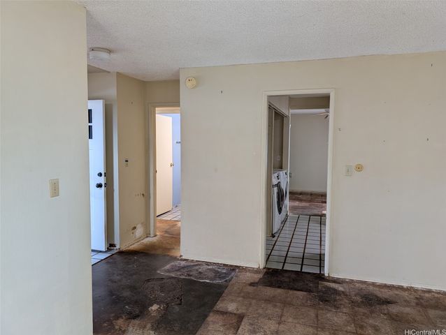 94-485 Holaniku Street, Mililani, HI 96789
