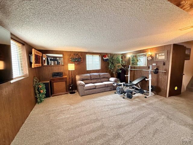 1142 Bluestem Blvd, Pueblo, CO 81001