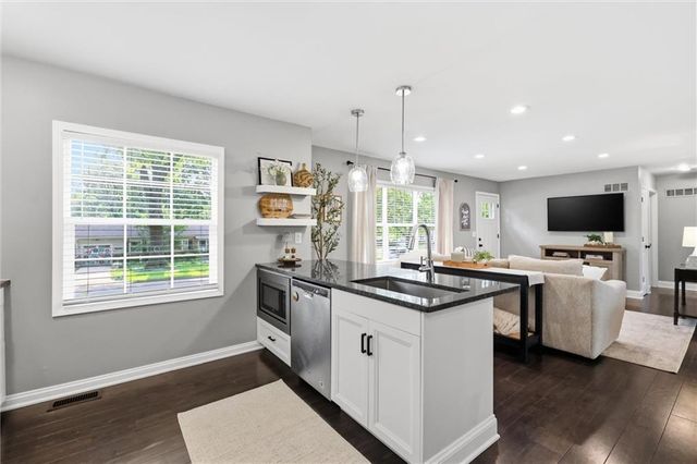 5536 Cedar Street, Roeland Park, KS 66205