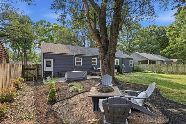 5536 Cedar Street, Roeland Park, KS 66205