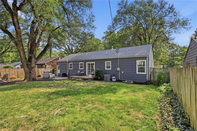 5536 Cedar Street, Roeland Park, KS 66205