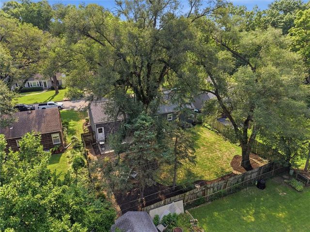 5536 Cedar Street, Roeland Park, KS 66205