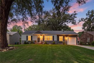 5536 Cedar Street, Roeland Park, KS 66205