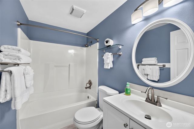 8819 123rd Avenue SE, Newcastle, WA 98056
