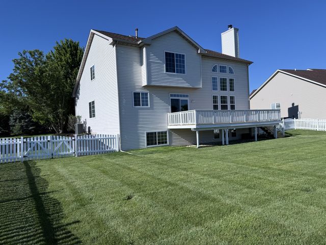 470 Prairie Knoll Drive, Poplar Grove, IL 61065