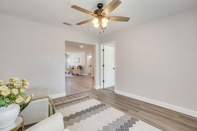 104 Thomas Street, Joshua, TX 76058