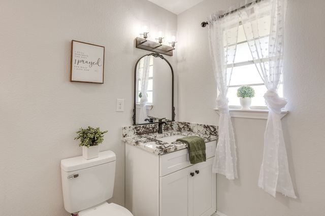 104 Thomas Street, Joshua, TX 76058