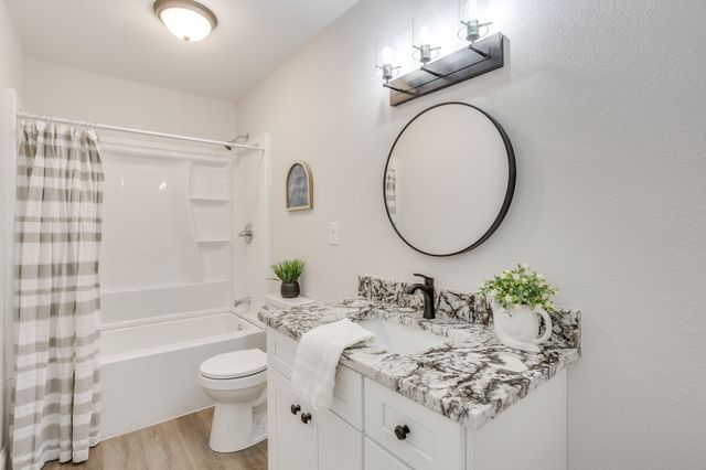 104 Thomas Street, Joshua, TX 76058