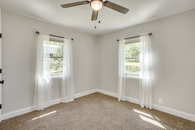 104 Thomas Street, Joshua, TX 76058