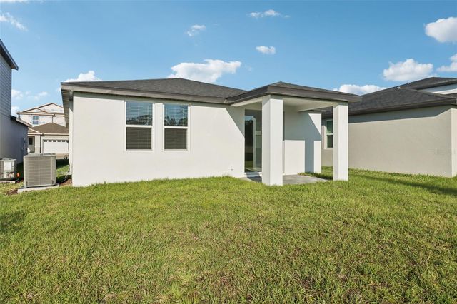 875 SUNSHOWER DRIVE, Lady Lake, FL 32159