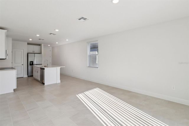 875 SUNSHOWER DRIVE, Lady Lake, FL 32159