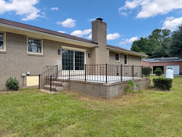 392 Fanfare Lane, Orangeburg, SC 29118