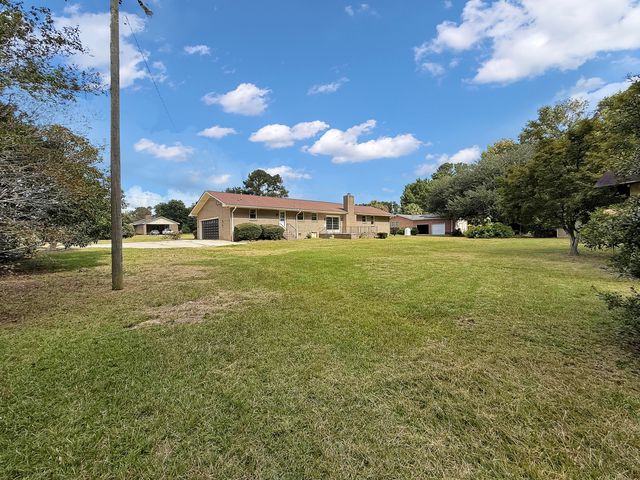 392 Fanfare Lane, Orangeburg, SC 29118