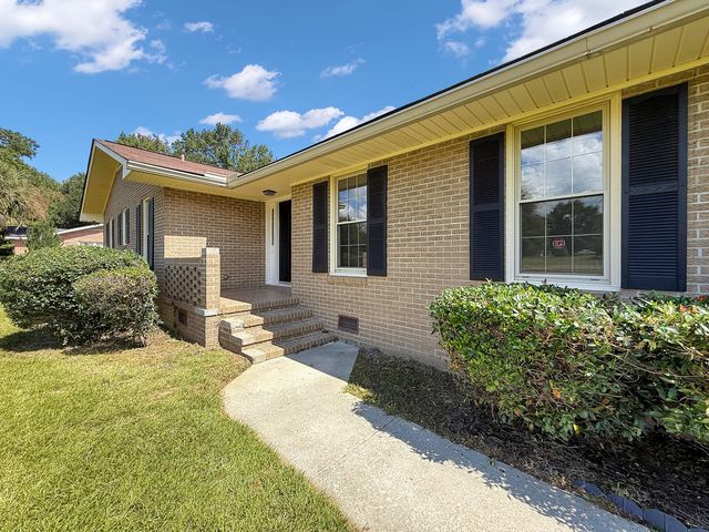 392 Fanfare Lane, Orangeburg, SC 29118