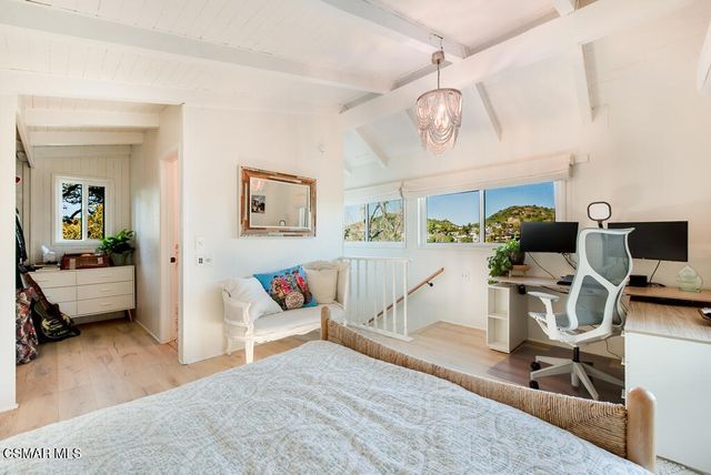 160 Lower Lake Road, Westlake Village, CA 91361