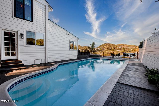 160 Lower Lake Road, Westlake Village, CA 91361