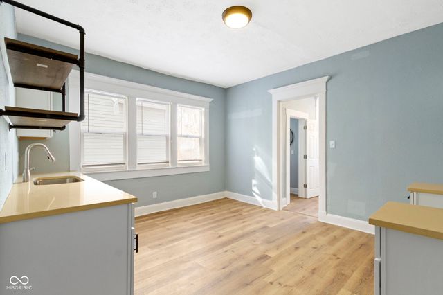 19 Parkview Avenue, Indianapolis, IN 46201