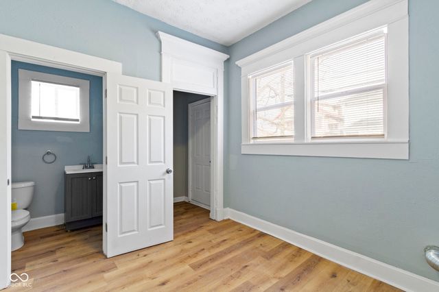 19 Parkview Avenue, Indianapolis, IN 46201