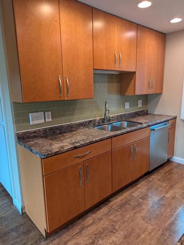 117-119 S 71st STREET, Milwaukee, WI 53214