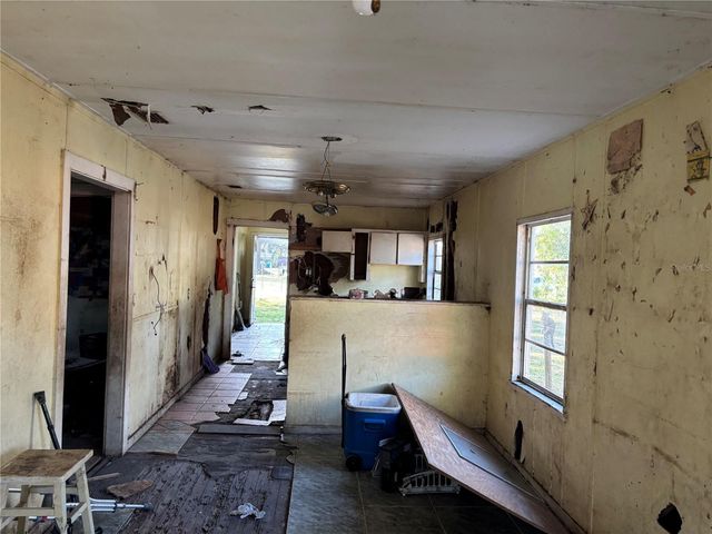 2118 BATES AVENUE, Eustis, FL 32726