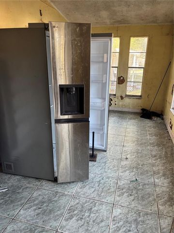 2118 BATES AVENUE, Eustis, FL 32726