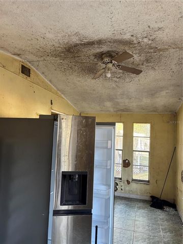 2118 BATES AVENUE, Eustis, FL 32726