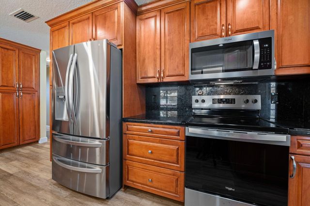 15900 Sedgewyck Cir S, Davie, FL 33331