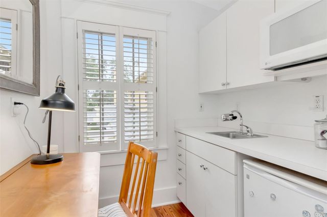 713 S DELAWARE AVENUE, Tampa, FL 33606