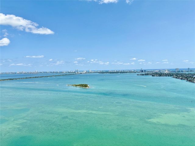1800 N Bayshore Dr 4209, Miami, FL 33132