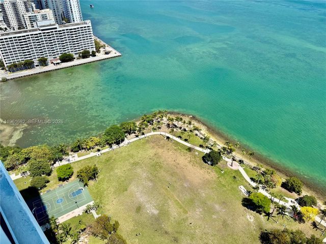 1800 N Bayshore Dr 4209, Miami, FL 33132