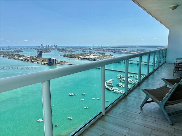 1800 N Bayshore Dr 4209, Miami, FL 33132