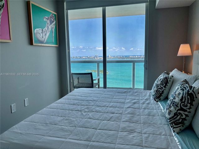 1800 N Bayshore Dr 4209, Miami, FL 33132